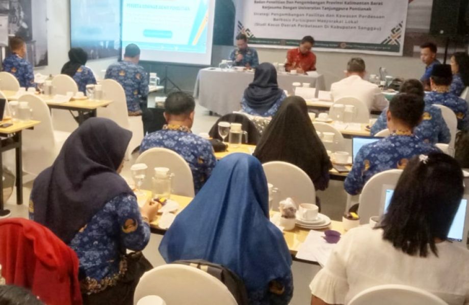 Seminar Akhir Penelitian Swakelola Strategi Pengembangan Fasilitasi dan Kawasan Pedesaan Berbasis Partisipasi Masyarakat Lokal