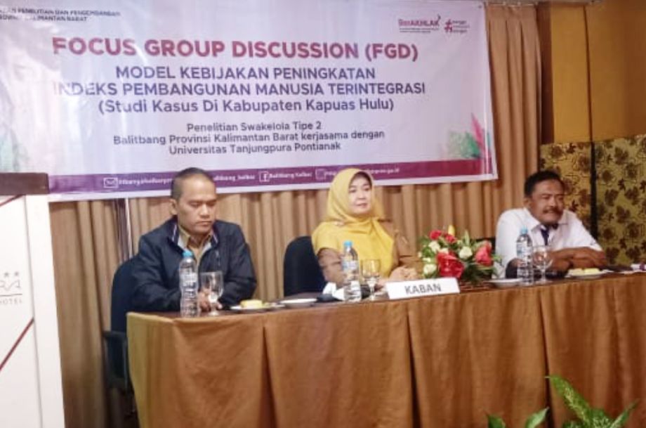 Focus Group Discussion Model Kebijakan Peningkatan Indeks Pembangunan Manusia Terintegrasi (Studi Kasus Di Kabupaten Kapuas Hulu)